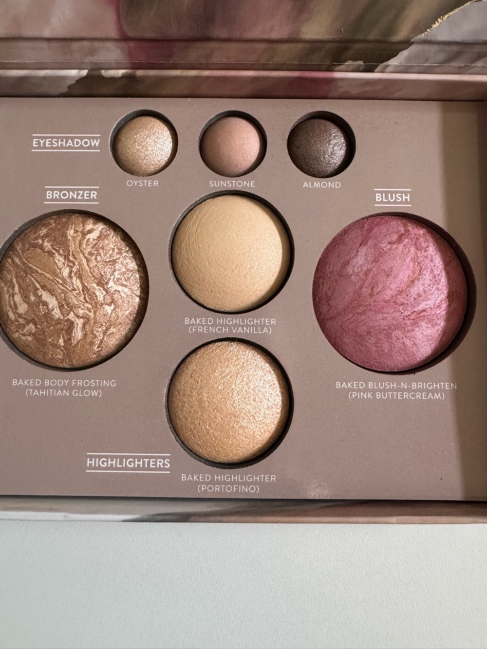 Laura Geller Baked Full Face Basics Palette - Pink, Taupe, Brown - Picture 3 of 3